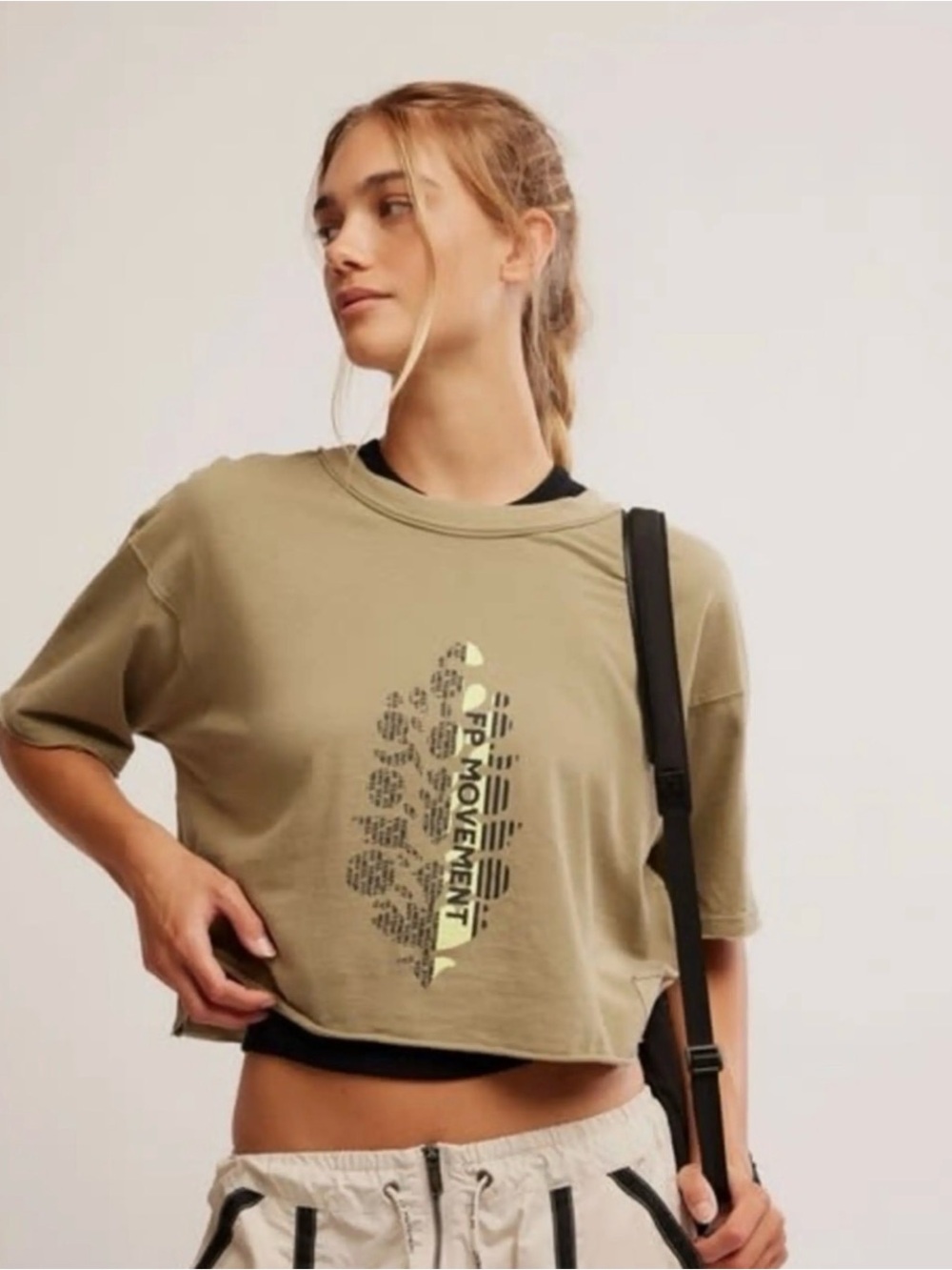 Free People movement NWT women’s inspire logo T!